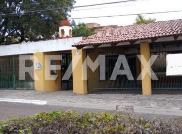 Casa de 5 habitaciones, Querétaro · #101 Venta Hermosa Residencia Juriquilla Villas del Meson