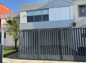 Casa de 4 habitaciones, Metepec · Casa en Renta en San Carlos Residencial, Metepec