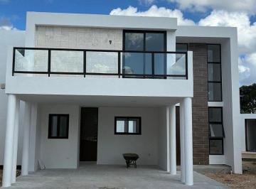 Casa de 3 habitaciones, Mérida · Casa en Venta en Privada Residencial en Temozón Norte, Mérida