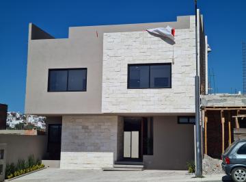 Casa de 4 habitaciones, Querétaro · Venta Casa Lomas de Juriquilla