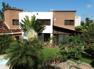 Casa · 450m² · 3 Recámaras · 3 Estacionamientos · Casa en Venta Amueblada, 3 Recamaras, Av Resurgimiento, Campeche