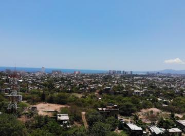 Casa · 190m² · 4 Recámaras · 2 Estacionamientos · Venta de Casa de Inversión Nueva con 3 Unidades Independientes, Alberca y Vista a La Bahía en Puerto