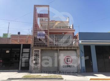 Casa de 8 habitaciones, Tonalá · Venta de Propiedad en Tonala, Col. Infonavit La Soledad, Jal.