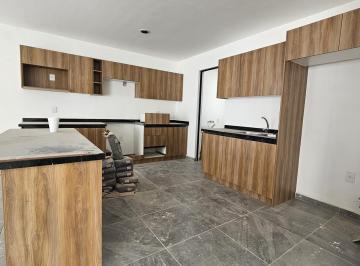 Casa · 176m² · 4 Recámaras · 3 Estacionamientos · Casa de Autor en Fracc. Abierto, con Sala de Tv en Santa Fe Corregidora Qro.