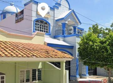 Casa · 243m² · 3 Recámaras · 2 Estacionamientos · Casa en Salvador Alvarado