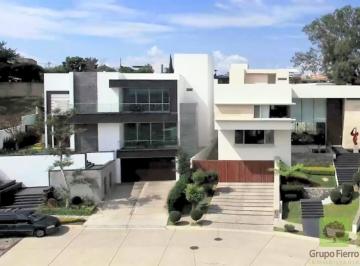 Casa en condominio de 3 habitaciones, Zapopan · Casa en Venta en Los Frailes