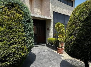 Casa de 3 habitaciones, Cuajimalpa de Morelos · Oportunidad: Casa en Paseo de Las Palmas en Privada con Doble Seguridad