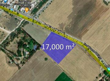 Terreno / Lote · 17000m² · Terreno en Renta Blvd. Vicente Valtierra 17,000 m²