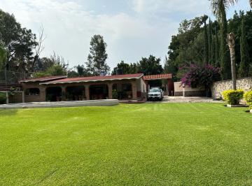Quinta de 3 habitaciones, Ixtlahuacán de los Membrillos · Casa de Campo con Excelente Ubicación y Espacio