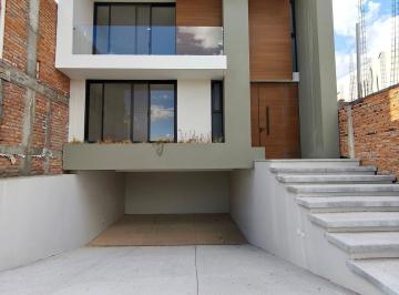 Casa en condominio de 3 habitaciones, Aguascalientes · Venta de Casa de 3 Plantas en Tahona
