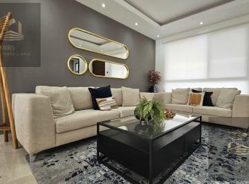Casa · 123m² · 3 Recámaras · 2 Estacionamientos · Casa con Sala de Tv en Planta Alta en Zarú, El Marqués Querétaro
