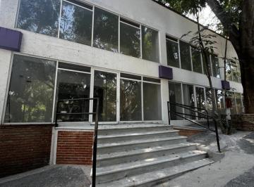 Local comercial · 210m² · Local en Renta en Plaza Casa Blanca