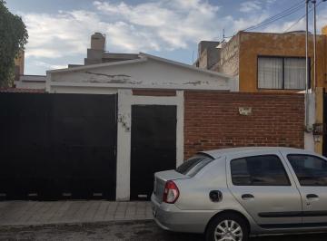 Casa de 3 habitaciones, Corregidora · Casa con 250 m² de Terreno y 3 Recámaras en Venta en Residencial Tejeda