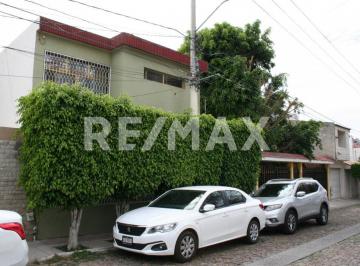 Casa de 4 habitaciones, Querétaro · Casa Venta Carretas