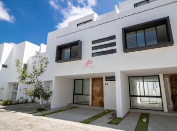 Casa de 3 habitaciones, Zapopan · Casa en Venta Santa Ana Tepetitaln, Zapopan Jalisco.