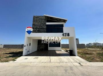 Casa · 168m² · 3 Recámaras · 2 Estacionamientos · Casa en Venta en Las Abas Residencial - (4)