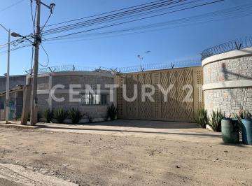 Terreno / Lote · 839m² · Renta de Terreno con Bodega de 400 m Zona Finsa - Autopista - Sanctorum