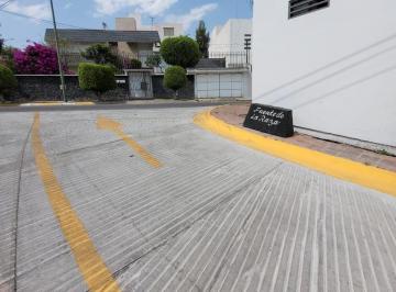 Terreno / Lote · 370m² · Terreno en Venta en Privada con Vigilancia en Lomas de Tecamachalco, Huixquilucan