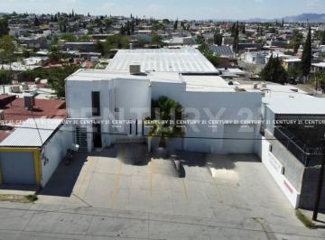 Bodega comercial · 926m² · 6 Estacionamientos · Bodega en Venta en Colonia Granjas, Chihuahua Chih.