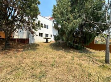 Casa · 569m² · 4 Recámaras · 3 Estacionamientos · Casa en Venta en Fraccionamiento Exclusivo Real Tétela Cuernavaca