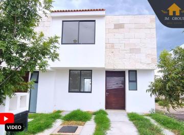 Casa de 3 habitaciones, El Marqués · Ambar