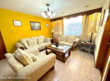 Casa de 4 habitaciones, Azcapotzalco · Casa en Venta en Azcapotzalco, Claveria Sb 24 - 2053