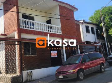 Casa de 3 habitaciones, San Nicolás de los Garza · Casa Para Inversión en Lomas del Roble - Cerca de La Uanl, San Nicolás de Los Garza