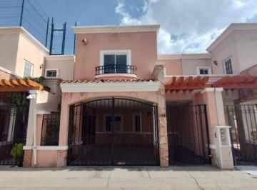 Casa · 126m² · 3 Recámaras · 2 Estacionamientos · Casa en Venta en Fraccionamiento Esmeralda, zempoala, Hgo.