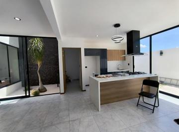Casa en condominio · 280m² · 4 Recámaras · 2 Estacionamientos · Venta de Casa Nueva con Recamara en Planta Baja, Moderna en Lomas de Angelopolis III, Puebla