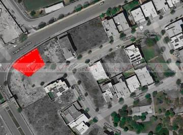 Terreno / Lote · 547m² · 1 Recámara · 1 Estacionamiento · Terreno / Lote en Venta en Residencial Cordillera