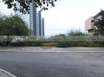 Terreno / Lote · 651m² · 1 Recámara · 1 Estacionamiento · Terreno / Lote en Venta en Residencial Cordillera