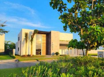 Casa en Venta de 4 habitaciones Punta Tiburón Residencial Marina y Golf · Residencia en Venta 4 Recámaras, Jardín, Alberca en Marina y Golf Punta Tiburon