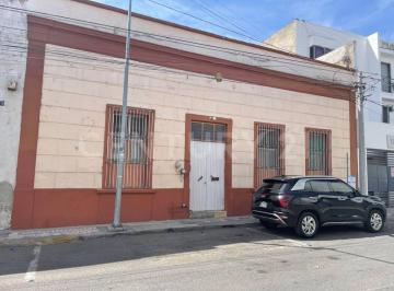 Casa · 406m² · 19 Recámaras · Inmueble Productivo en Venta en Centro de Guadalajara.