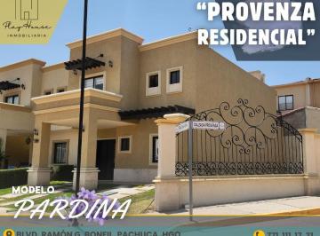 Casa de 3 habitaciones, Pachuca · Renta de Casa con Gran Terreno Excedente en Provenza Residencial