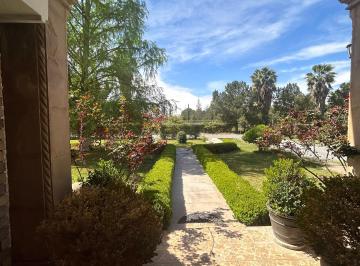 Casa , Saltillo · En Venta Hermosa Casa Al Norte de Saltillo