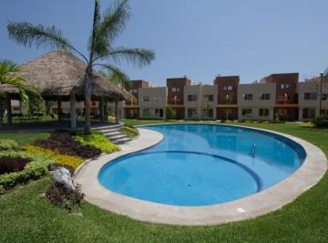 Casa en condominio · 109m² · 3 Recámaras · 1 Estacionamiento · Casa en Condominio con Alberca y Vigilancia