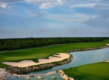 Terreno / Lote en Venta  Yucatán Country Club · Terreno en Privada Yucatan Country Club, en Av Jaguar