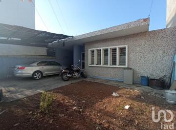 Casa · 200m² · 3 Recámaras · 2 Estacionamientos · Casa en Venta Como Terreno, Cazones, Poza Rica, Veracruz