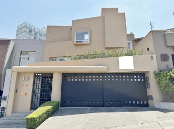 Casa de 3 habitaciones, Huixquilucan · Venta Casa en Interlomas