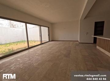 Casa · 375m² · 3 Recámaras · 2 Estacionamientos · Se Vende Casa en Monterra