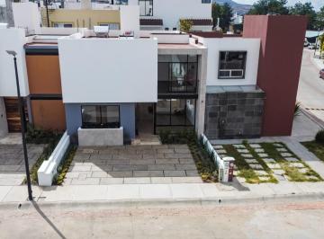 Casa de 3 habitaciones, Morelia · Casa en Venta Rincon de Altozano Morelia.