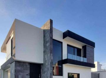 Casa de 3 habitaciones, Fortín · Venta o Renta de Casa en Residencial La Llave en Fortín