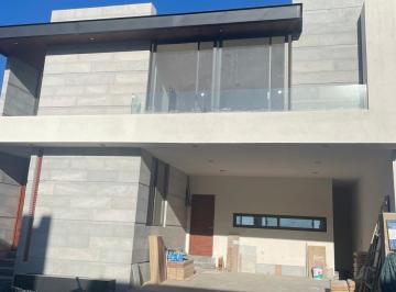 Casa de 3 habitaciones, San Luis Potosí · Hermosa Casa en Preventa en Villandares con Hermosa Vista a La Ciudad.