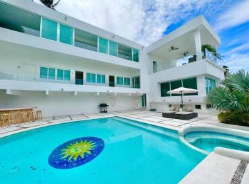 Casa de 4 habitaciones, Acapulco de Juárez · Casa Medusa en Venta en Las Brisas