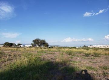Terreno / Lote de 10 habitaciones, Querétaro · Venta Macrolote de 39,907.70 m² Suelo Habitacional H3
