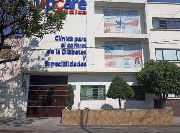 Edificio · 590m² · 14 Recámaras · 4 Estacionamientos · Venta de Edificio Para Clínica