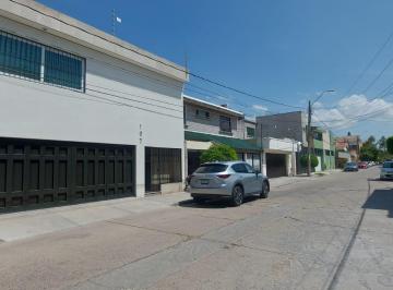 Casa de 3 habitaciones, León · Casa en Venta en Jardines del Moral