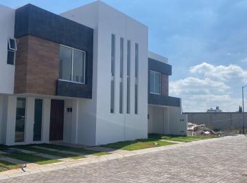 Casa en condominio · 167m² · 3 Recámaras · 2 Estacionamientos · Venta de Nueva Casa en Cholula Fraccionamiento, Xixitla Puebla