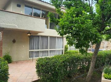 Departamento de 1 habitación, Saltillo · Departamento Ejecutivo Mediano en Hermoso Complejo con Alberca en Renta Al Sur de Saltillo
