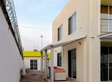 Casa de 3 habitaciones, Tepoztlán · Casa de Campo en Venta en Tepoztlán Morelos